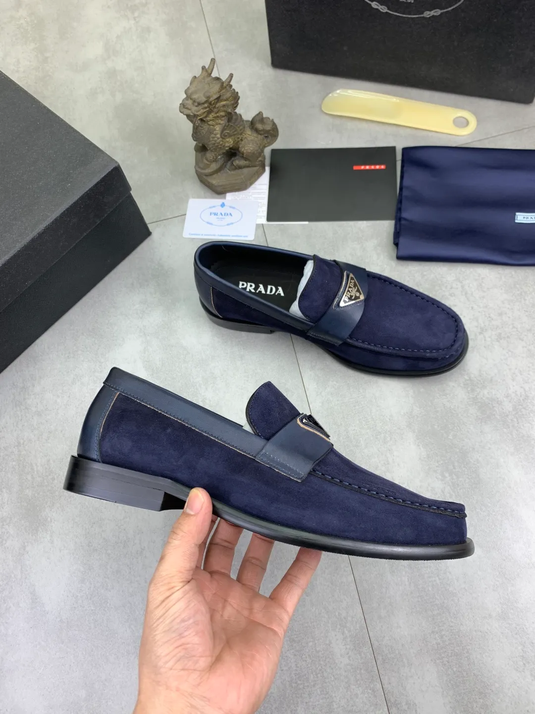 Men's men's shoes P560 new style 💰 💎💎💎 water-dyed cow lining original order quality PRADA —🆘.Prada original order purchasing, high-end business leather shoes, fabric: imported from Italy calfskin ➕ water-dyed cow lining / cowhide lining ➕ special original outsole, fine workmanship, real thing ^_^ Photographed 🎬size: 38-45